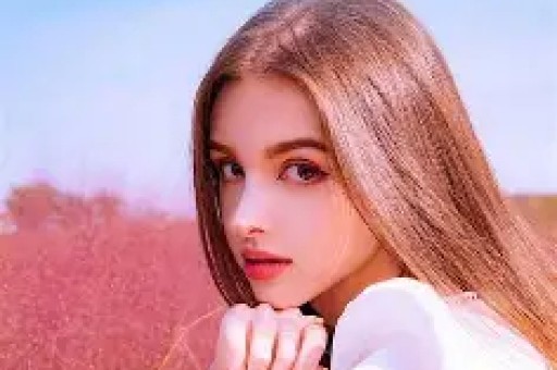 收入过亿的网红索菲·雷恩爆料 ：其榜一大哥是阿森纳前锋