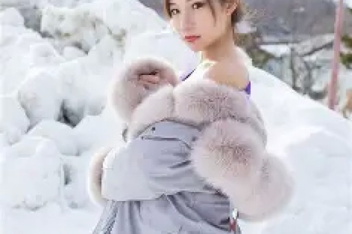 内娱1天4大瓜！顶流恋情、深夜泡酒吧、全身整容一个比一个离谱